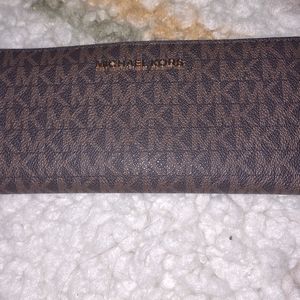 MK wallet
